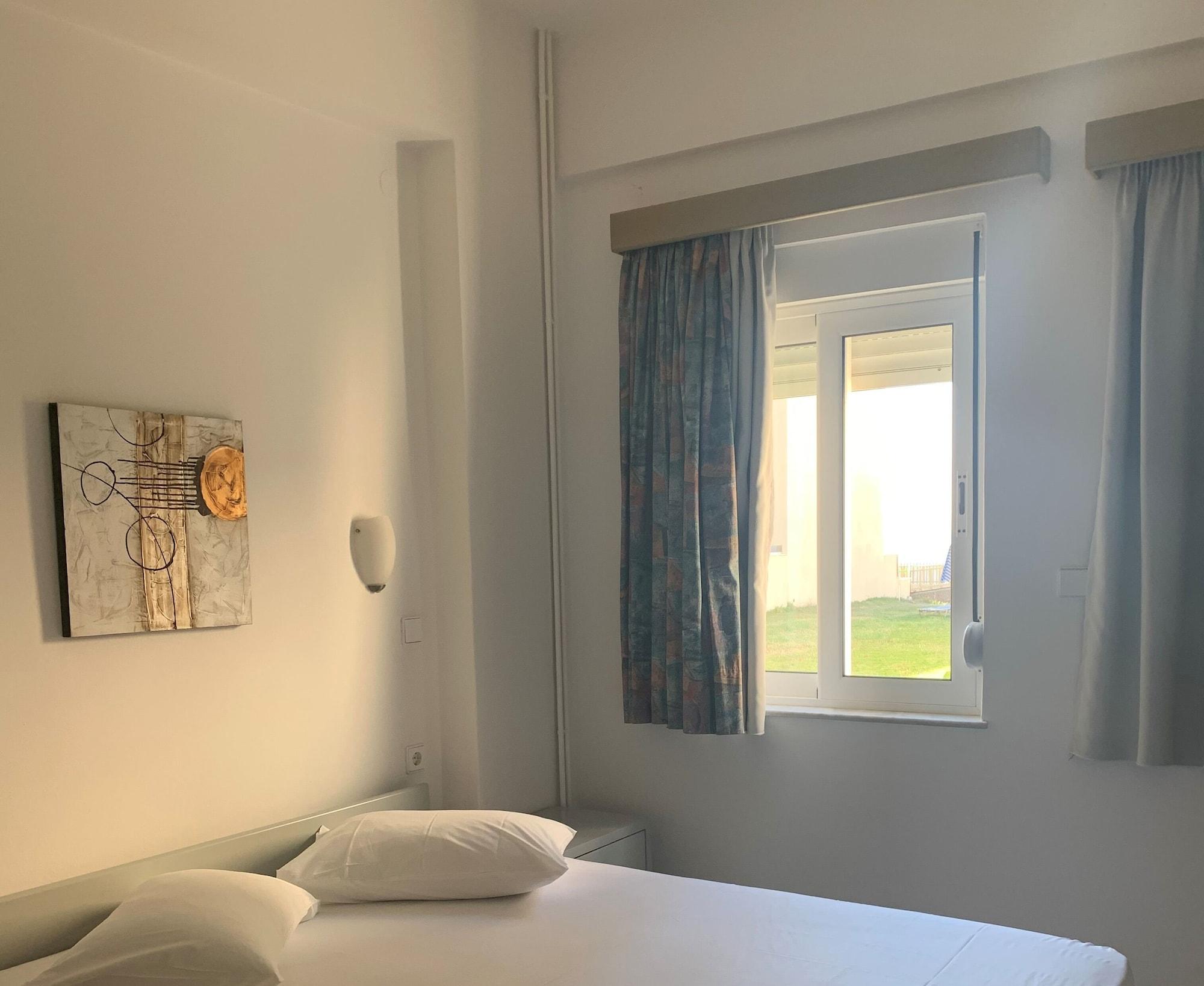 Ermis Suites Platanias  Exterior photo