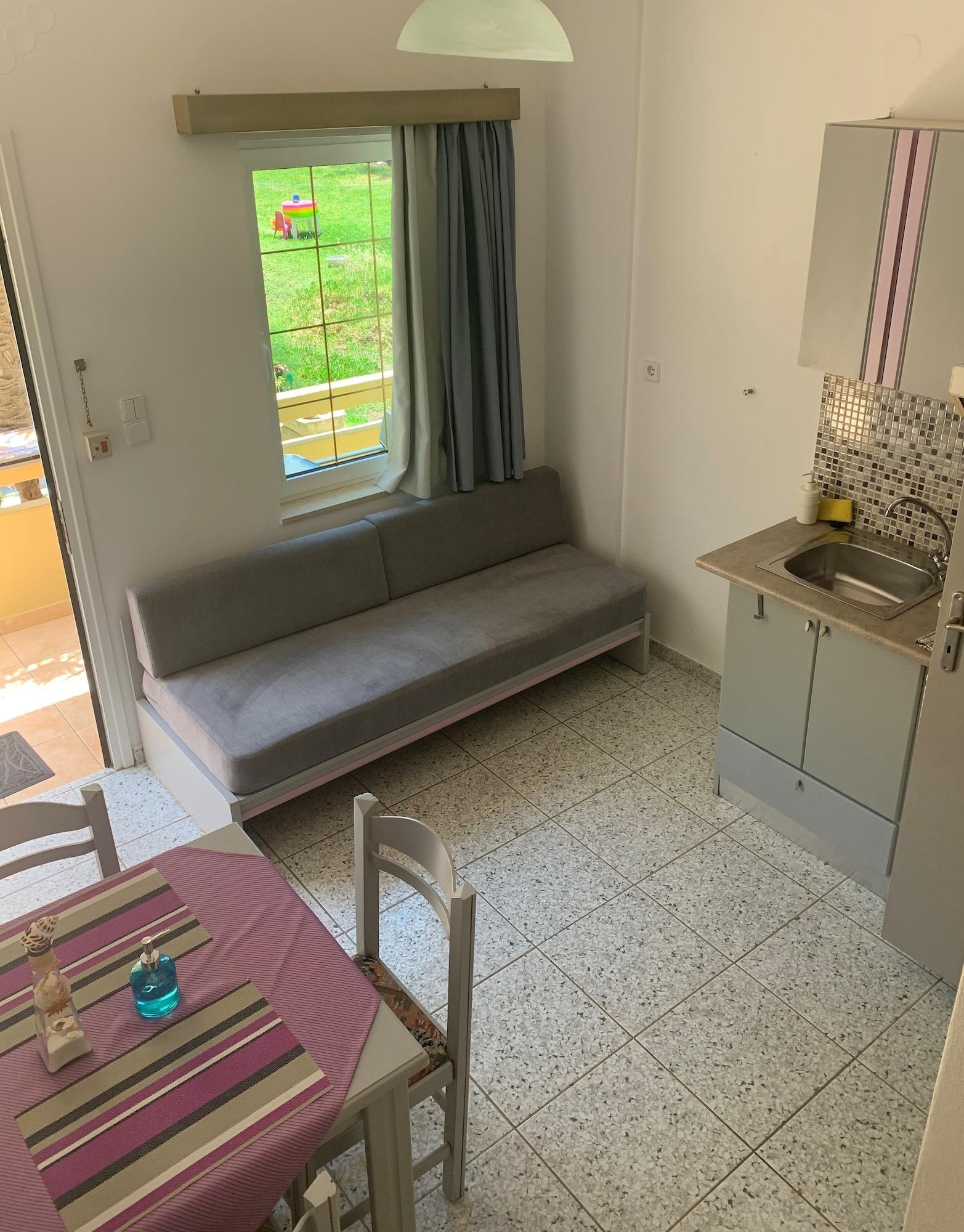 Ermis Suites Platanias  Exterior photo