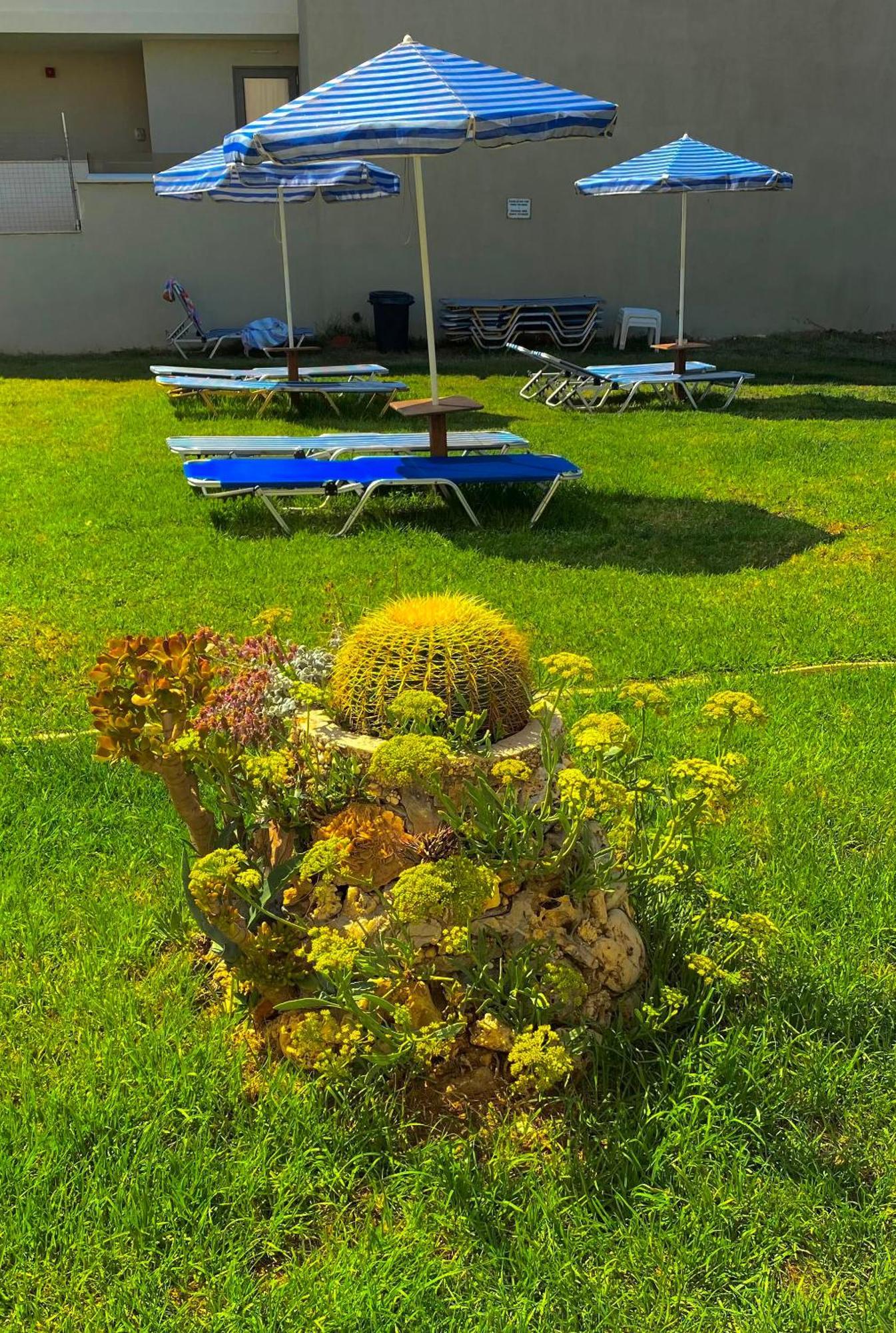 Ermis Suites Platanias  Exterior photo