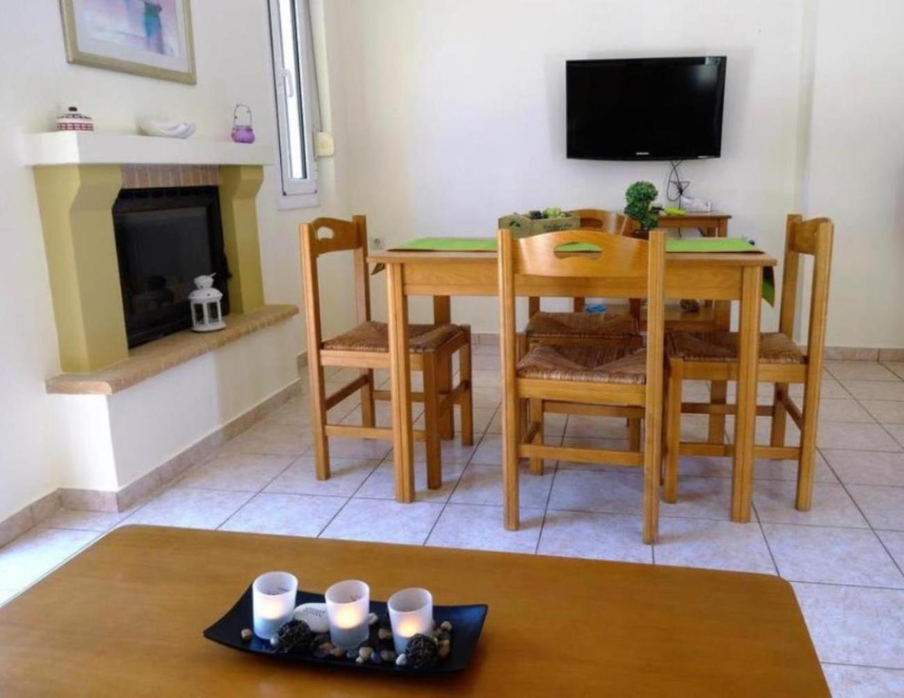 Ermis Suites Platanias  Room photo
