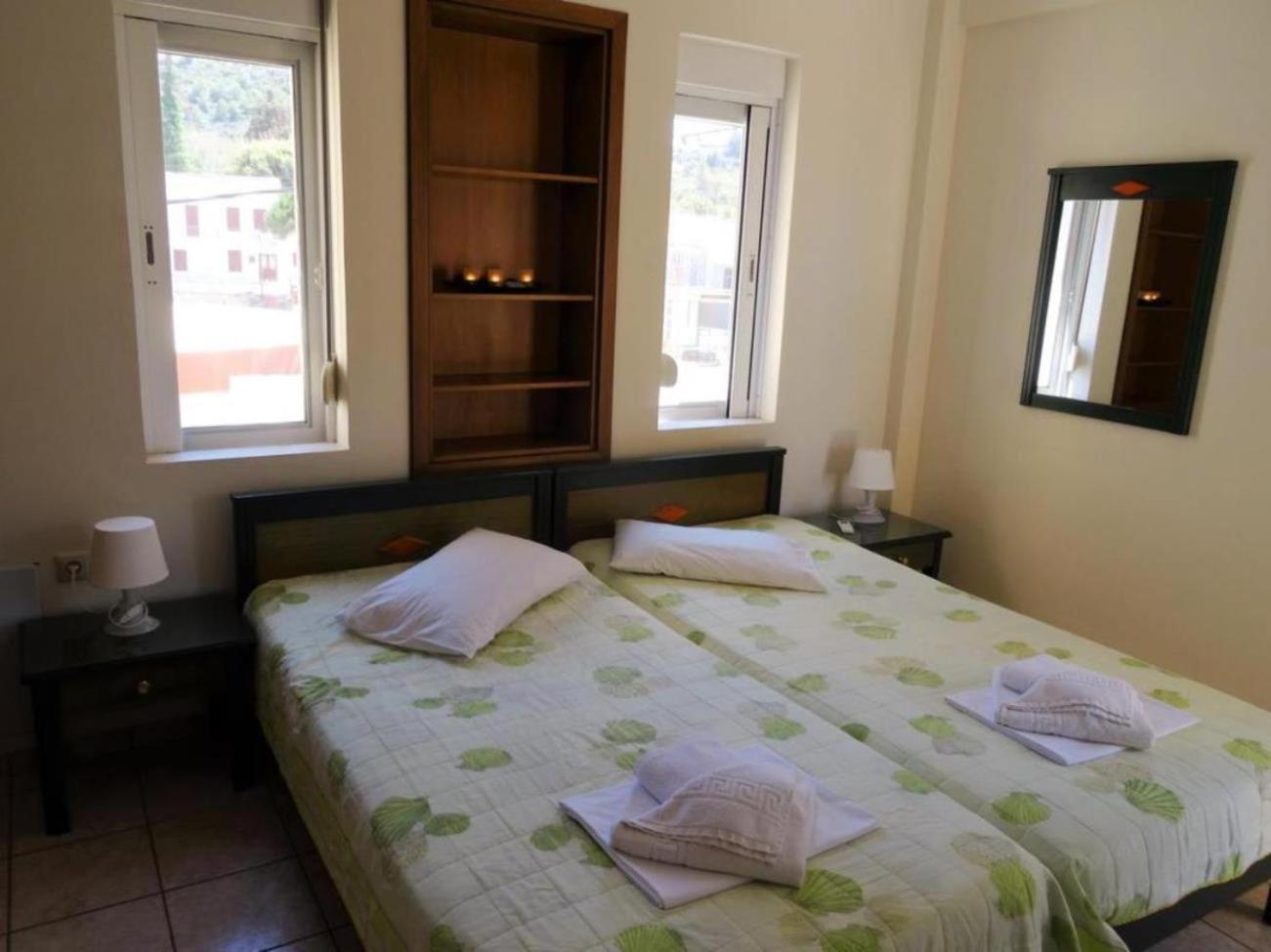 Ermis Suites Platanias  Room photo